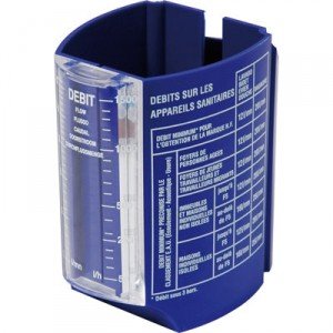 Caudalímetro de água Ecocidade, em plástico azul, com régua de plexiglass e tabela de referência impressa